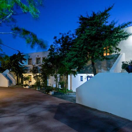 Contaratos Holiday Lettings Livadi  Zewnętrze zdjęcie
