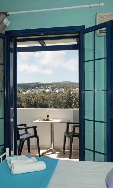 Contaratos Holiday Lettings Livadi  Zewnętrze zdjęcie
